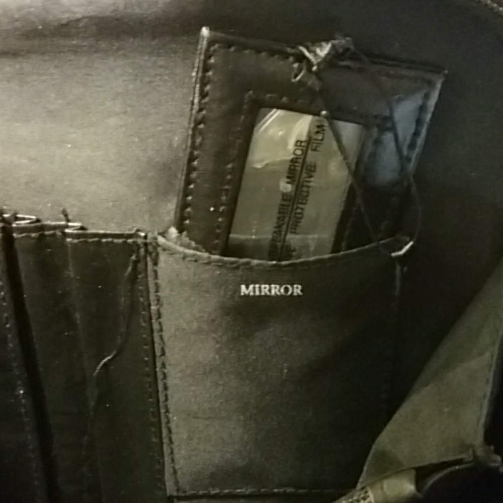 purse - Picture 5 of 5